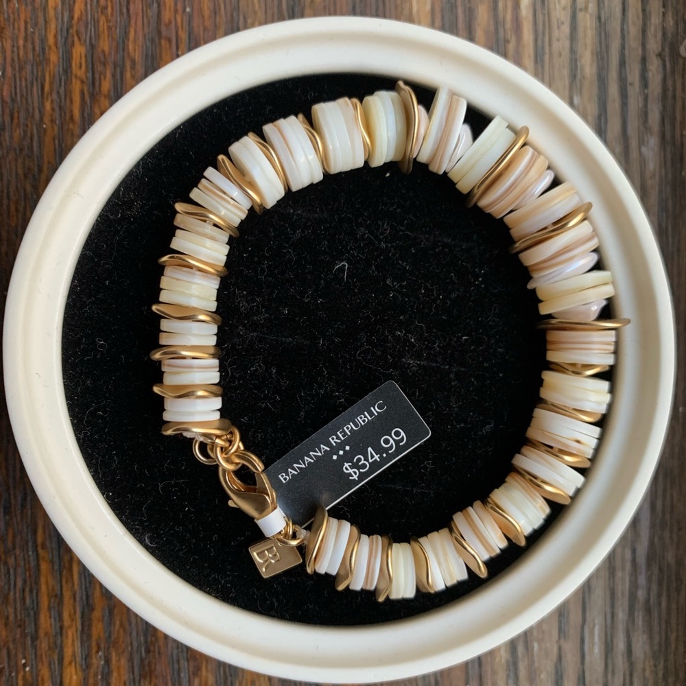 New Banana Republic Factory Pearl Heishi Bracelet